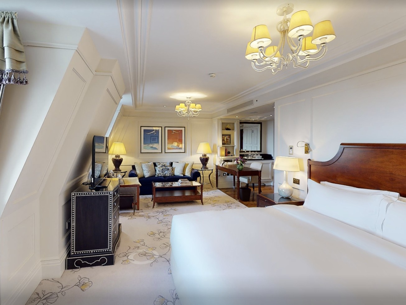 Langham Hotel